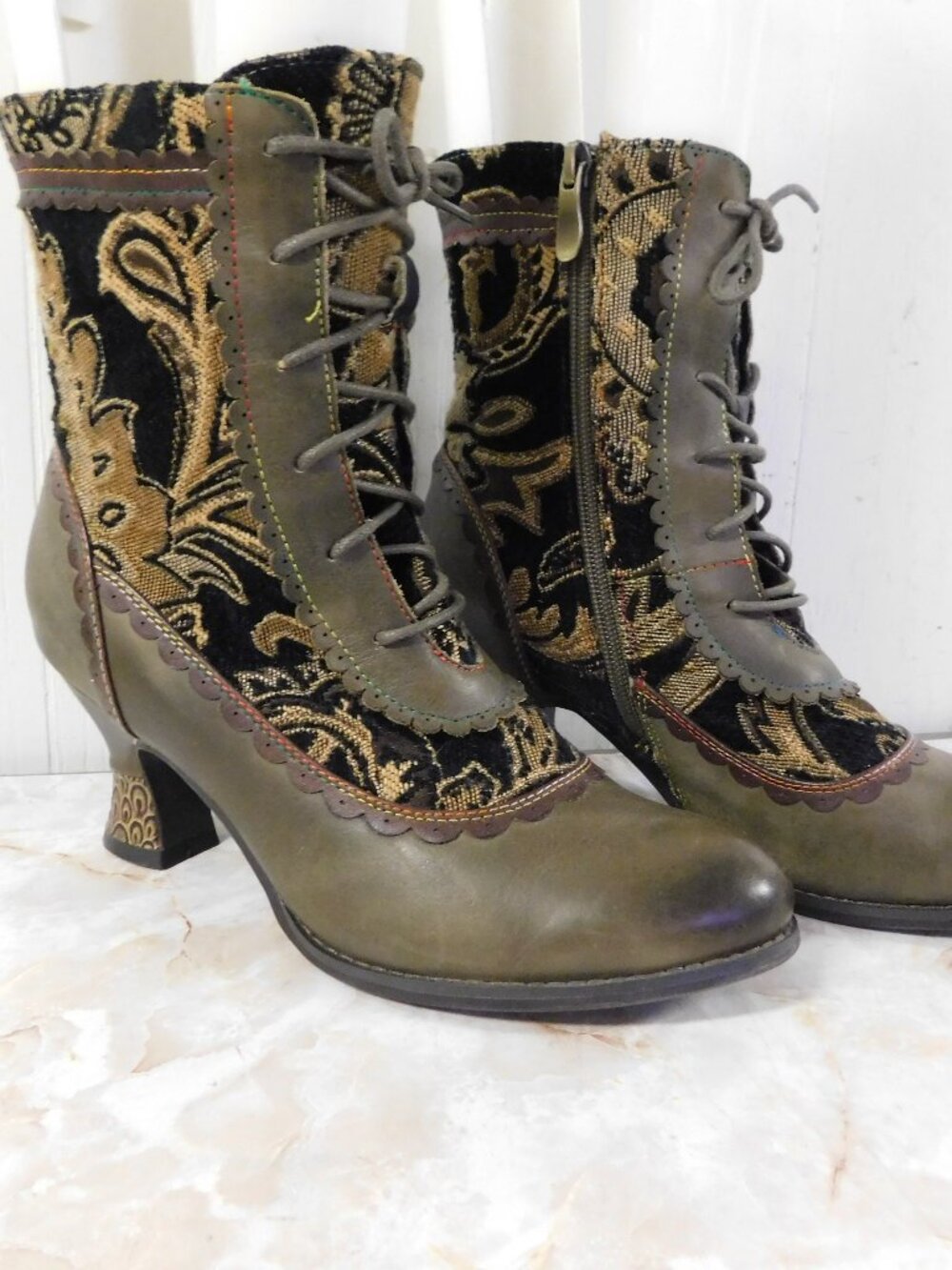L' Artiste Spring Step BEWITCH Brown Carpet Leather sz 39Tapestry Ankle Boots